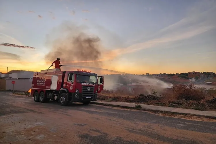 20º BBM debela vários incêndios em áreas de vegetação em Bom Jesus da Lapa