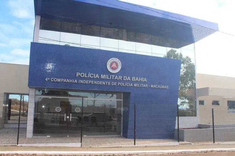 4ª CIPM bate recorde em apreensão de armas e drogas no mês de outubro em Macaúbas