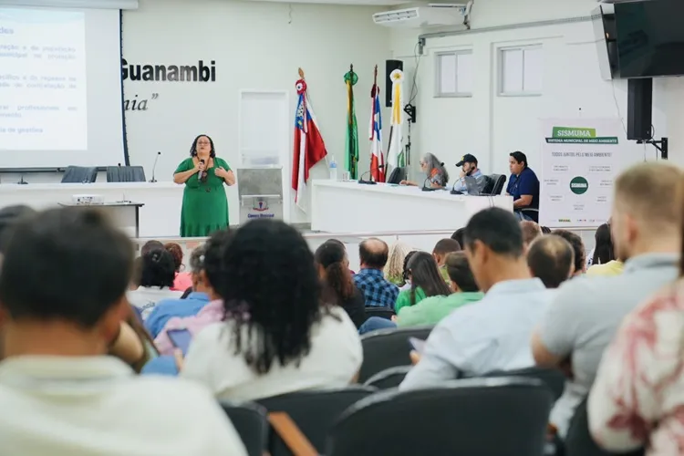 Autoridades de 11 cidades participam de curso sobre gestão ambiental em Guanambi