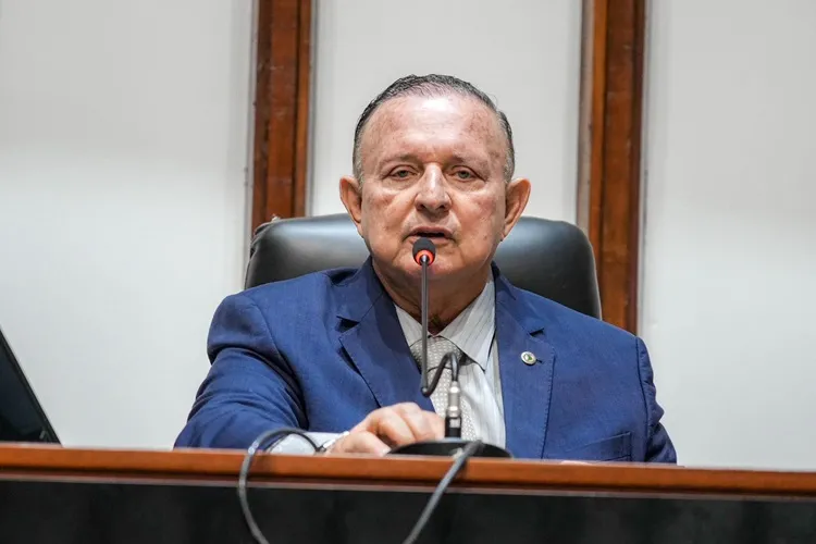 Presidente da AL-BA ajuíza queixa-crime contra o prefeito de Brumado