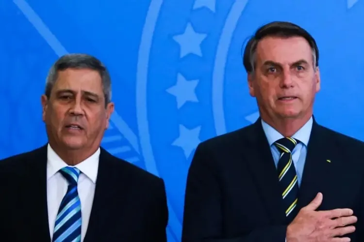 Alexandre de Moraes rejeita recurso e mantém inelegibilidade de Bolsonaro e Braga Netto