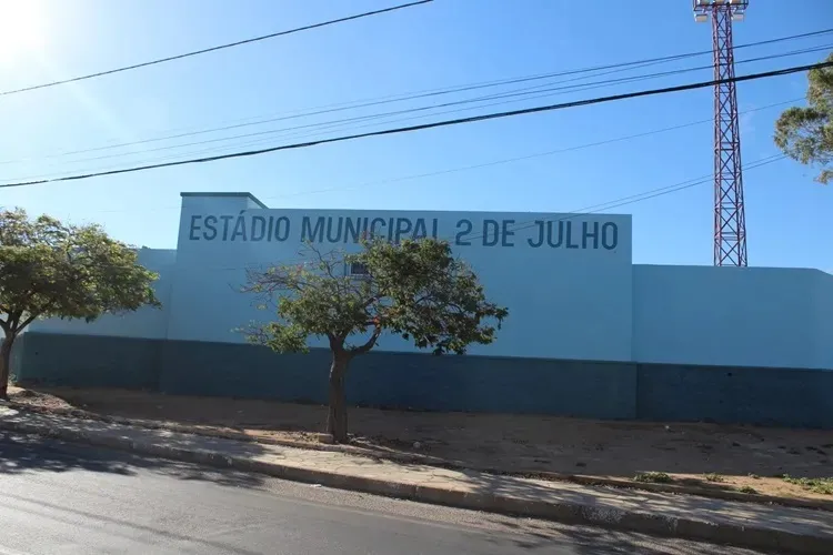 Duelo de titãs movimenta rodada do campeonato guanambiense de futebol 