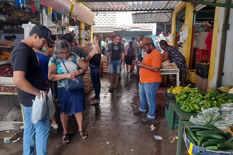 Brumado: Feirantes comemoram aumento nas vendas das iguarias juninas