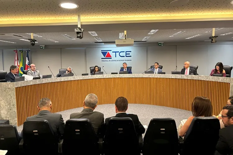 TCE-BA desaprova contas da Bahiatursa e aplica multa de R$ 5 mil em superintendente