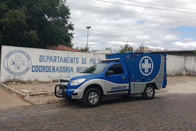 Jovem de 25 anos é encontrado morto dentro do quarto de sua casa em Brumado