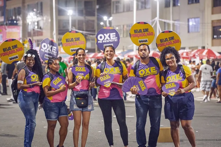 Campanha visa defesa das mulheres nos circuitos de carnaval na Bahia