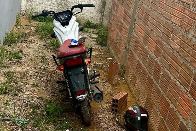 Moto furtada no Boa Vista em Vitória da Conquista é localizada pela PM no Vila Elisa