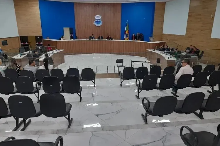 15x0: Câmara mantém 100% de remanejamento a prefeito eleito de Brumado