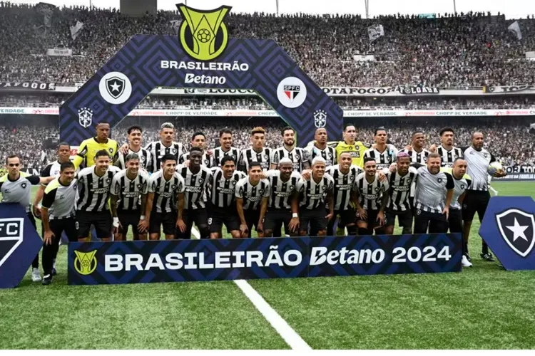 Botafogo vence o São Paulo no Nilton Santos e é campeão brasileiro