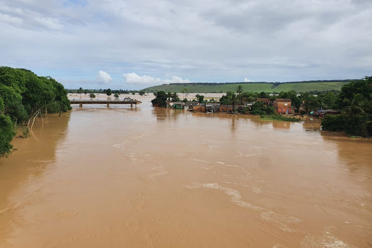 Após 10 mortes, Bahia já soma 51 cidades em situação de emergência