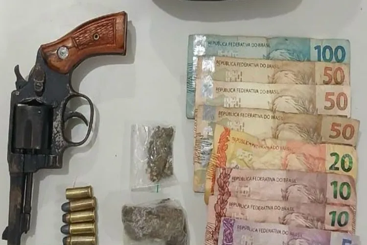 92ª CIPM prende homem por porte ilegal de arma em Vitória da Conquista