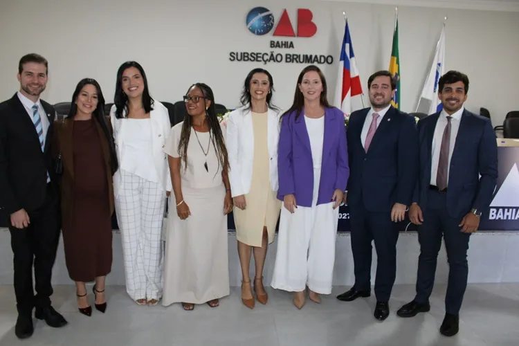 Ingrid Freire e nova diretoria tomam posse para o triênio da OAB em Brumado