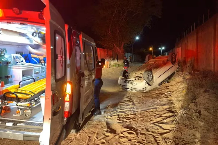 Homem morre após carro bater em muro e capotar em Conceição do Coité