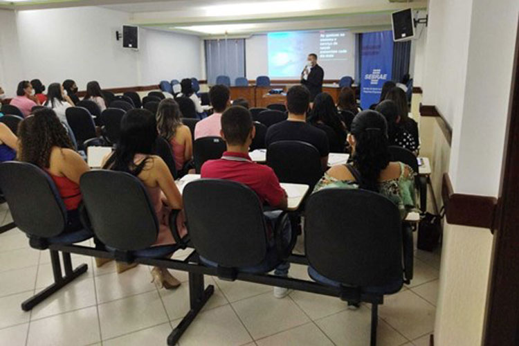 Brumado é contemplado com ciclo de palestras do Sebrae sobre humanização no atendimento em saúde