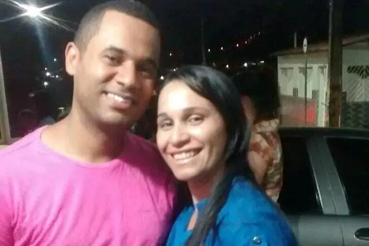 Professora é morta a facadas e companheiro é suspeito do crime em Gandu