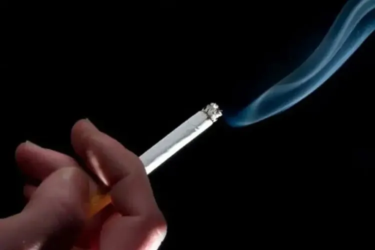 Cigarro eletrônico preocupa: tabagismo mata 443 pessoas por dia no Brasil