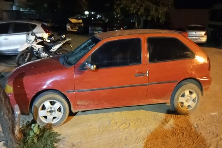 Veículo roubado é recuperado em Bom Jesus da Lapa