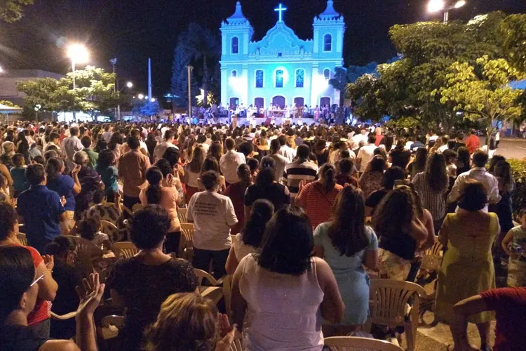 Brumado: Novenas, missas, alvoradas e procissão movimentam celebrações do Bom Jesus