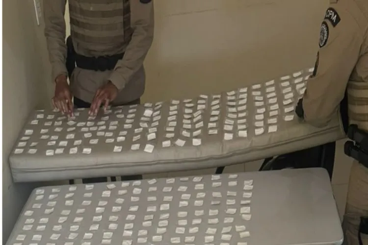 Operação Força Tática apreende mais 850 papelotes de cocaína em Macaúbas