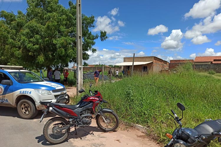 Feminicídio: Mulher é morta a tiros pelo companheiro no oeste da Bahia