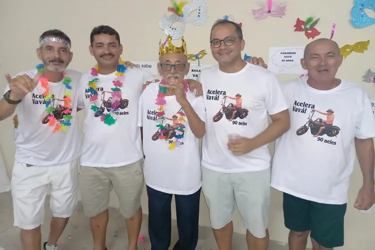 Patriarca da família Soares comemora 90 anos com Baile do Vavá em Brumado