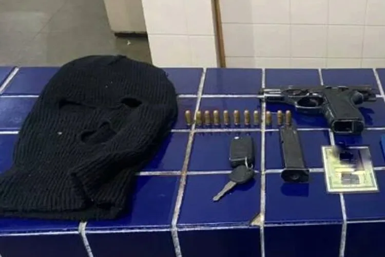 24º BPM apreende pistola, balaclava e munições durante buscas em Brumado