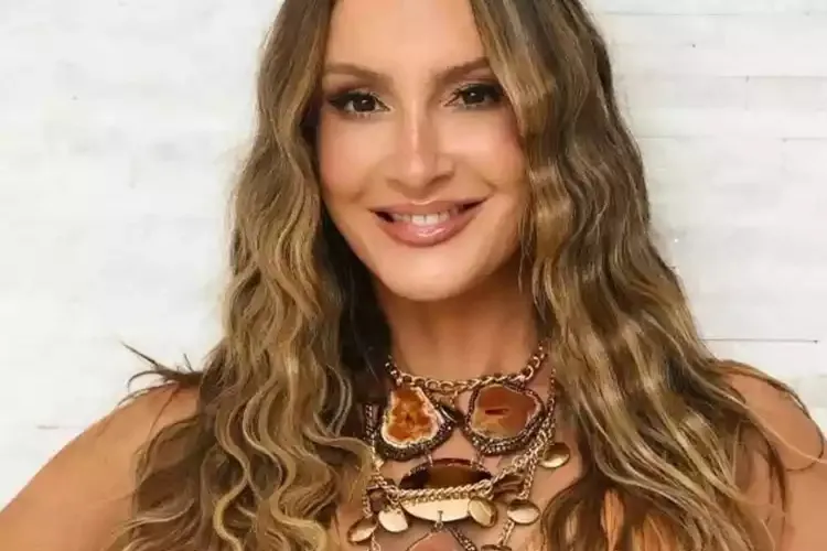 MP recebe pedido para que Claudia Leitte não seja contratada por entes públicos