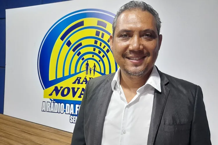 'Democracia Fake': Renato Santos critica tempo de programa eleitoral em Brumado