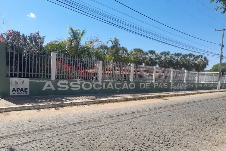 Apae de Brumado convoca associados para Assembleia Geral Extraordinária