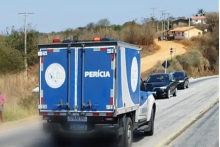 Mulher morre ao ser atropelada na BA-262 entre Anagé e Vitória da Conquista