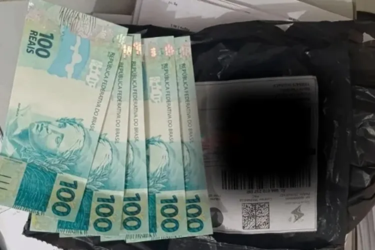 Homem é preso com R$ 500 em cédulas falsas na Agência dos Correios em Ituaçu