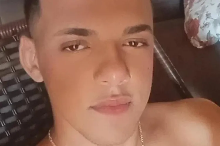 BR-122: Jovem de 18 anos perde a vida a caminho de velório do primo em Urandi