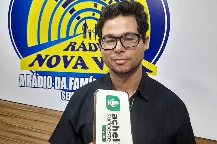 Brumado: 'Votar em candidato do governo não resolve nada', dispara Cláudio Leite