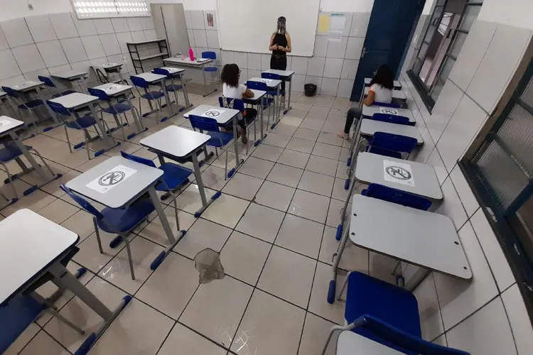 Pandemia ainda impacta educação no Brasil, aponta estudo