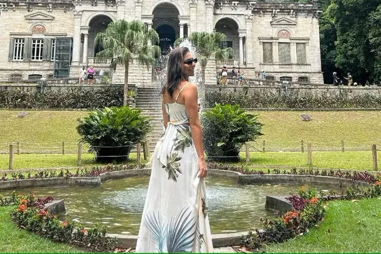 Corpo de turista morta ao entrar em favela do Rio de Janeiro é enterrado em Candiba