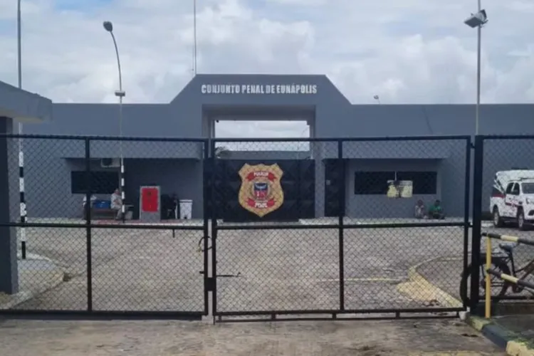 Diretora do Conjunto Penal de Eunápolis é afastada do cargo após fuga de detentos