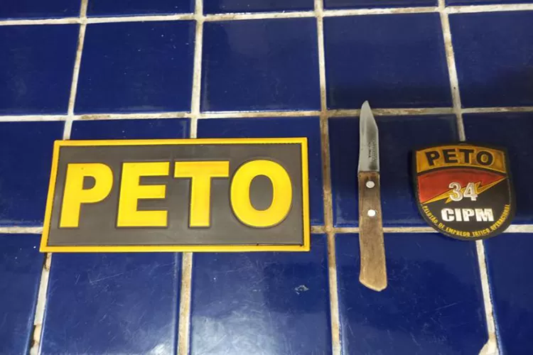 Homem é preso após ameaçar furar a irmã com faca em Brumado