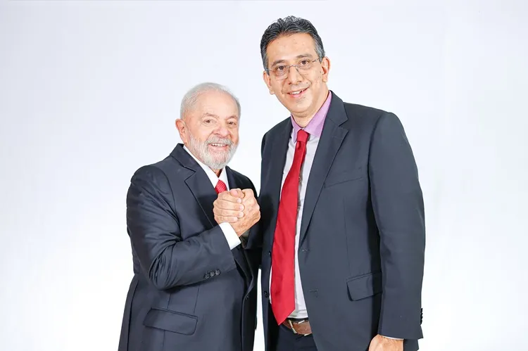 'Momento histórico', afirma prefeito sobre recepcionar Lula em Paramirim