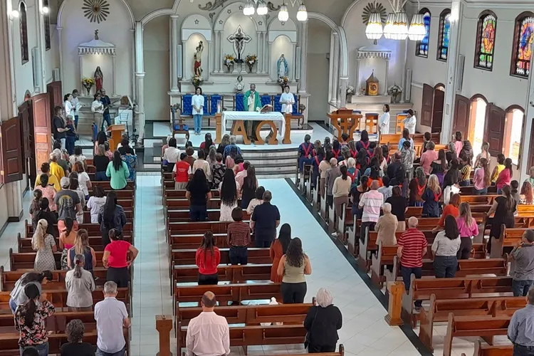 Missa celebra 155 anos da Igreja do Bom Jesus em Brumado