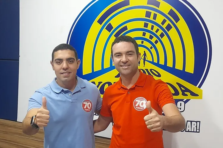 Brumado: Fabrício Abrantes aponta cidade estagnada em entrevista à Nova Vida FM