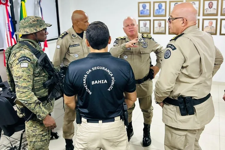 Paulo Coutinho lidera operação integrada para coibir onda de violência em Jequié