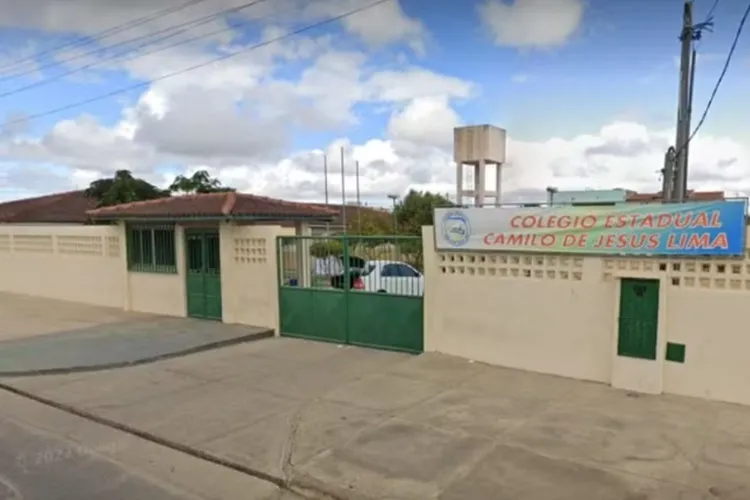 Estudante de 18 anos é baleada na frente de escola em Vitória da Conquista