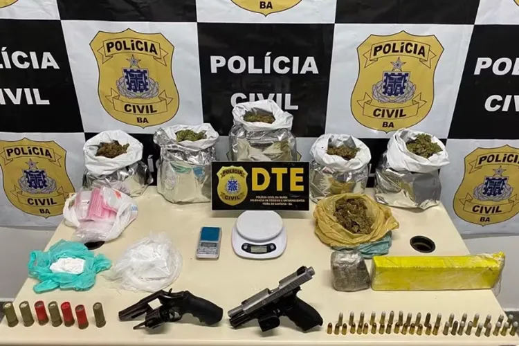 Feira de Santana: Casal suspeito de tráfico de drogas é preso em condomínio