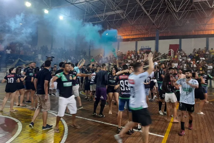 Laricas bate o União e conquista a 1ª Copa Brahma de Futsal em Brumado