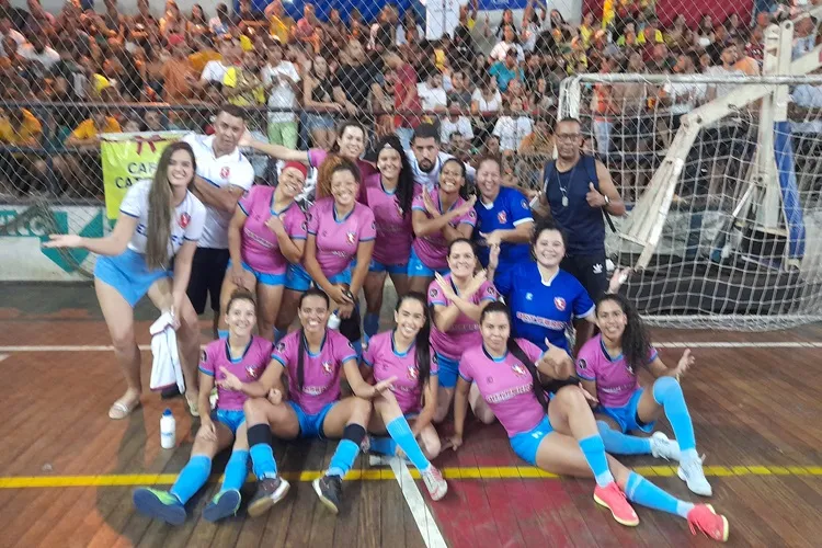 Elite goleia Duda Arte e é campeã da 1ª Copa Brahma de Futsal Feminino em Brumado
