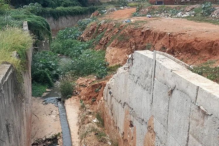 Brumado: Secretário aponta condições precárias nos prédios e obras públicas