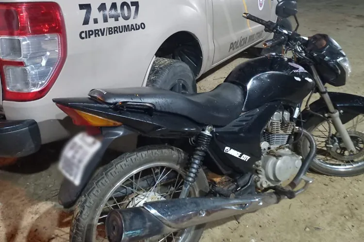 Motocicleta com restrição de furto é apreendida pela 2ª CIPRv em Anagé