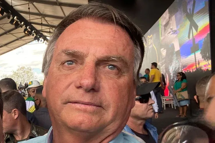 Jair Bolsonaro denunciado pela PGR por tentativa de golpe