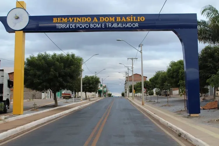 Dois professores são suspeitos de assediar sexualmente estudante em Dom Basílio