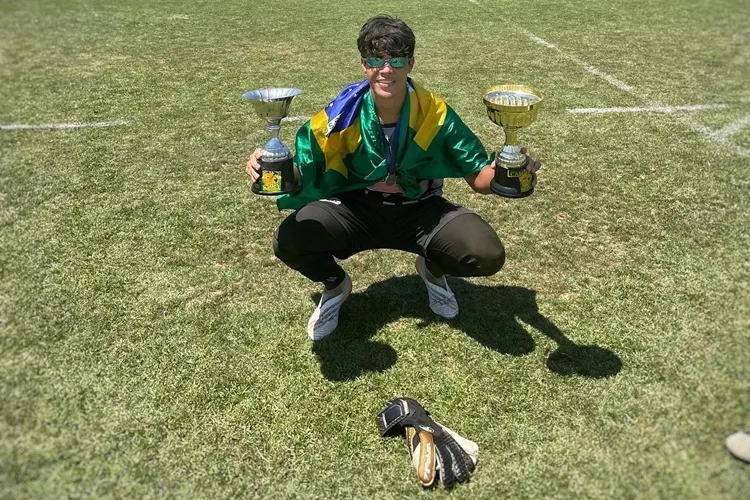 Goleiro do Ajax de Brumado volta como herói do título do Brasil Cup Internacional